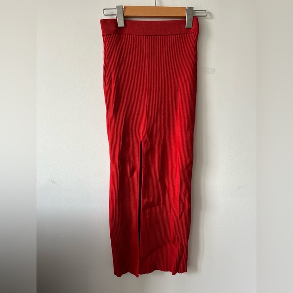 Uncle Studios Red Knit Ribbed Long Slit Midi Skirt - Picture 3 of 6